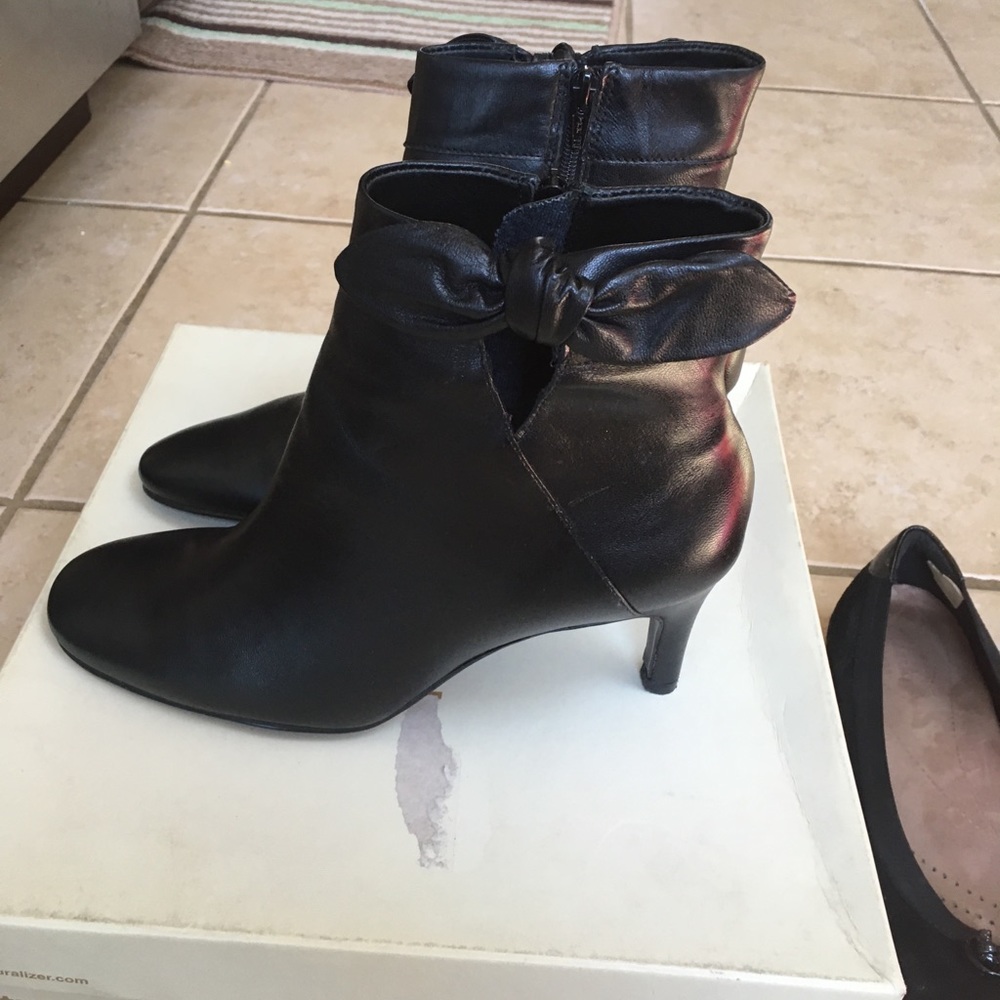 Women’s booties